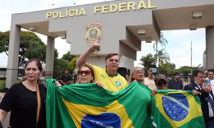 Audiência não reverte prisão de Bolsonaro e STF faz votação nesta segunda