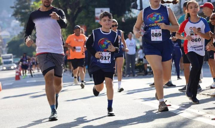 Pedal Solidário e Corrida pela Inclusão reforçam conscientização sobre o autismo