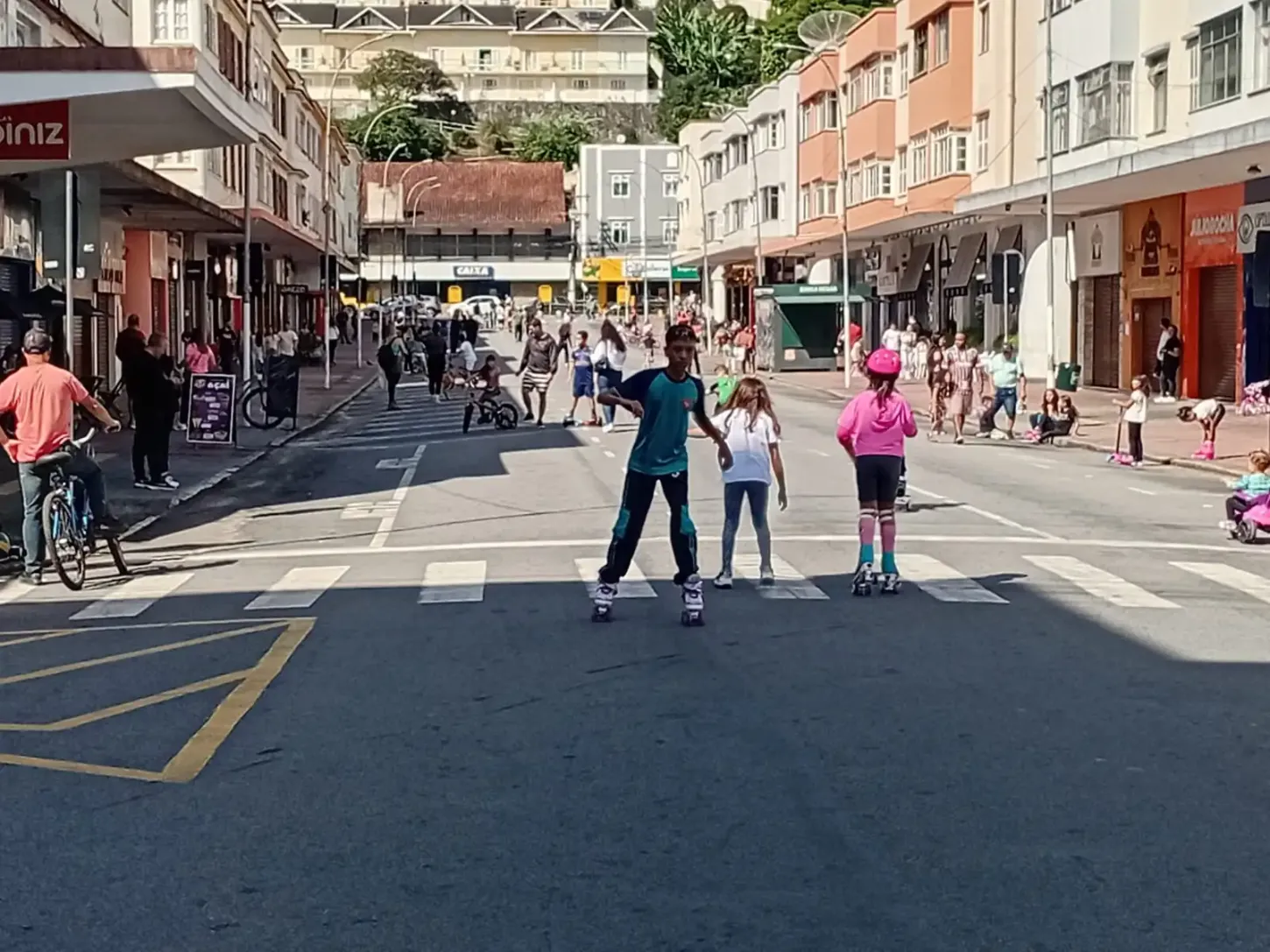 Domingo tem opções variadas de cultura e lazer em Teresópolis