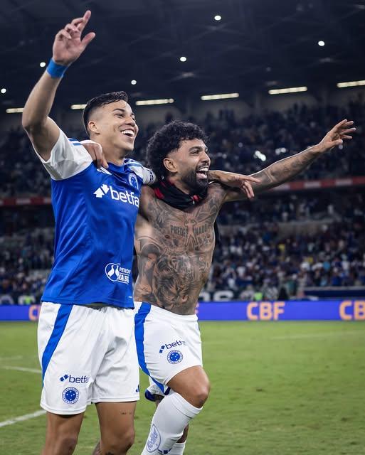 Flamengo perde para o Cruzeiro com gol de Gabriel Barbosa nos acréscimos
