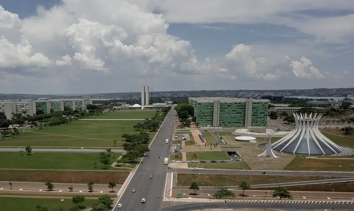 Governo anuncia 3.352 vagas para novo Concurso Nacional Unificado