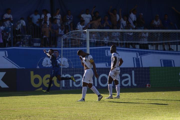 Olaria vence São Gonçalo e toma a liderança da Segundona