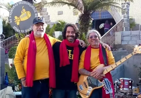 Trio celebra 10 anos de projeto com show instrumental dedicado aos Beatles