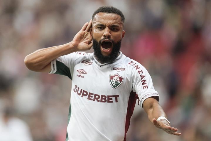Virada e goleada na classificação do Fluminense