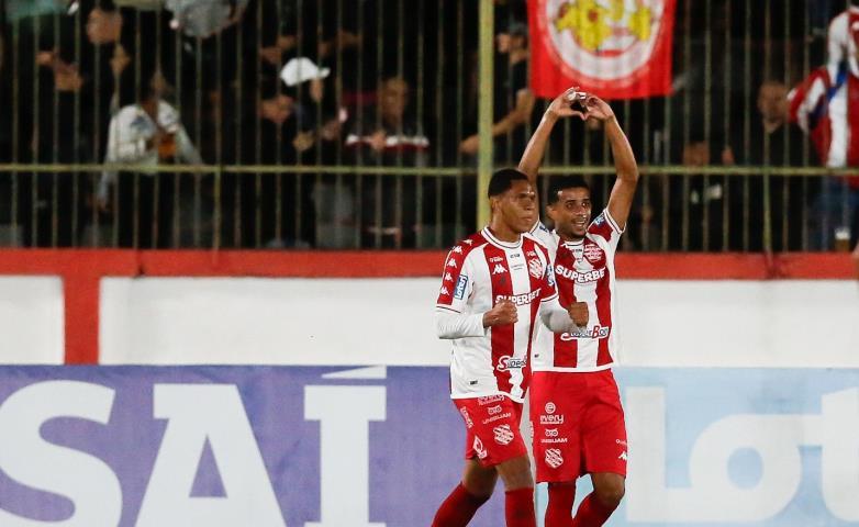 Bangu e São Gonçalo se classificam para final da Segundona do Rio