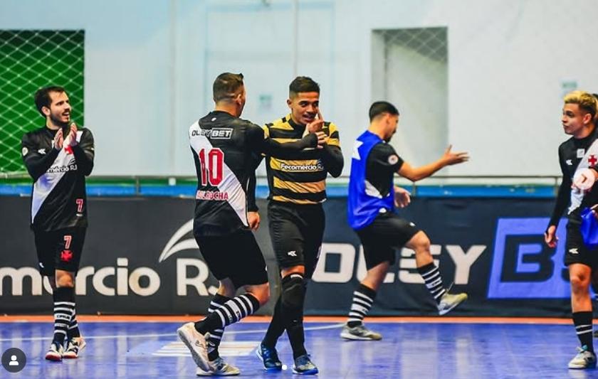 Vasco empata com a Chapecoense em Teresópolis