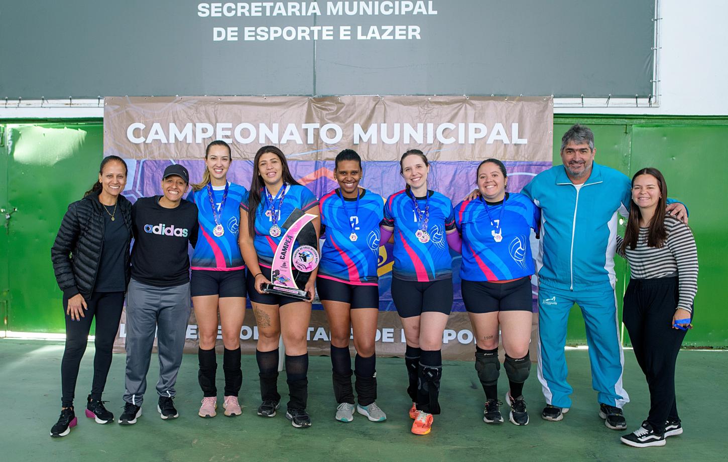 Torneio de vôlei alusivo ao Outubro Rosa